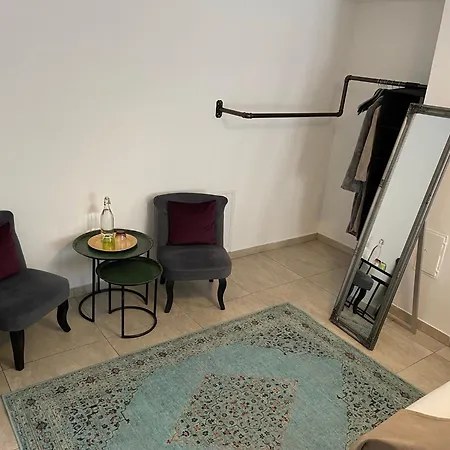 Fenix Hall Boutique 2*