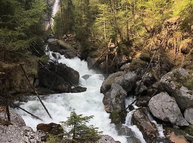 Fenix Hall Boutique 2* هالشتات