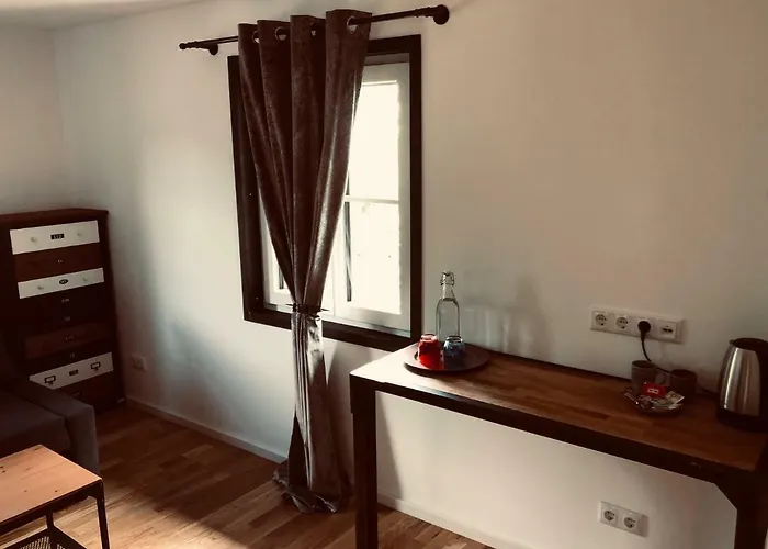 Fenix Hall Boutique 2*