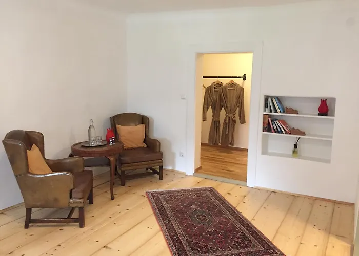 Fenix Hall Boutique Отель 2*